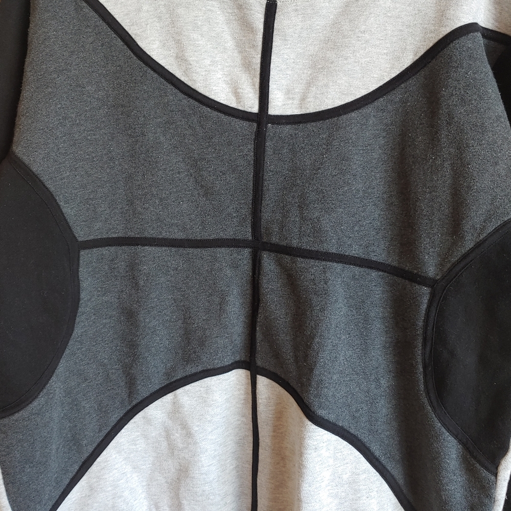 Sweater - Picture 3 of 4